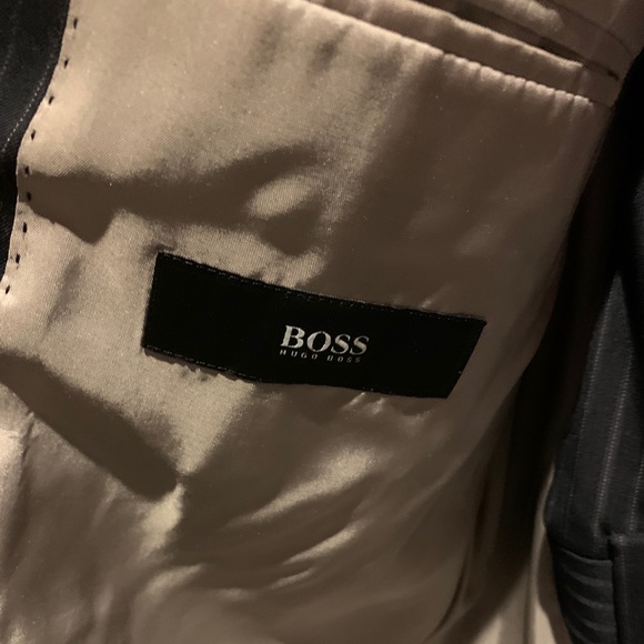 Boss Suit - Picture 2 of 4